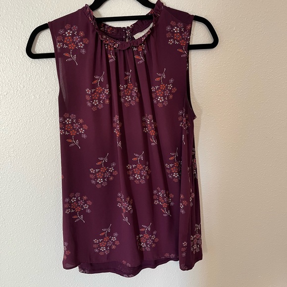 LOFT Ruffle Neck Sleeveless Mixed Media Shell - Medium - Picture 8 of 9